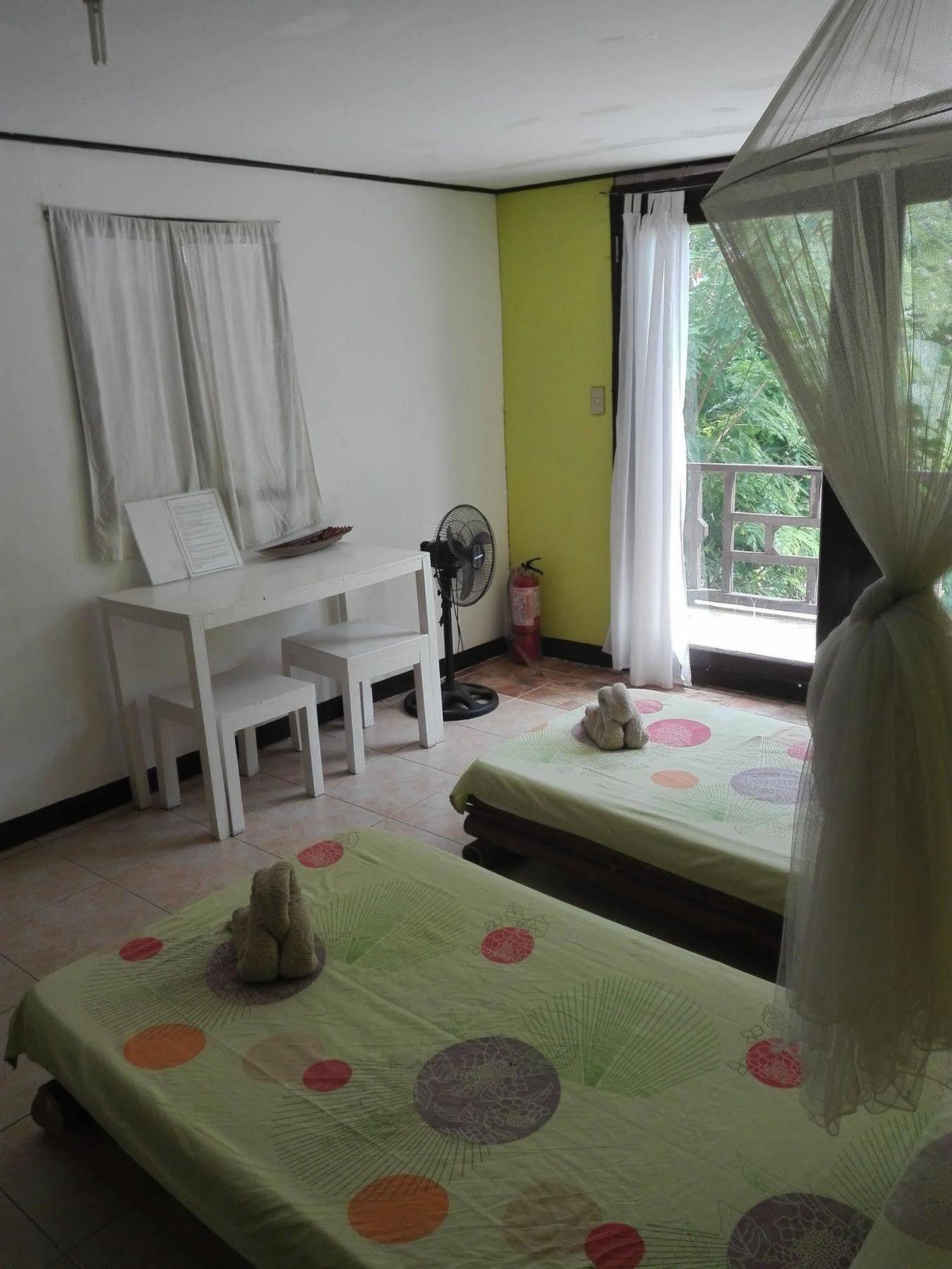Surfers Home Boracay Balabag  Buitenkant foto